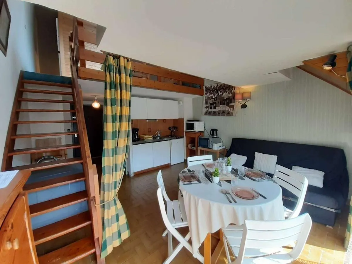 アパート Appartement T2 Avec Mezzanine Et Balcon, 6 Couchages A Saint-Lary-Soulan - Fr-1-457-140 フランス